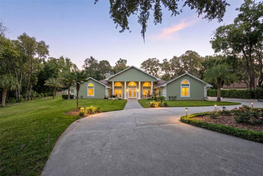Property photo for 811 GREENSHIRE COURT, Longwood, FL