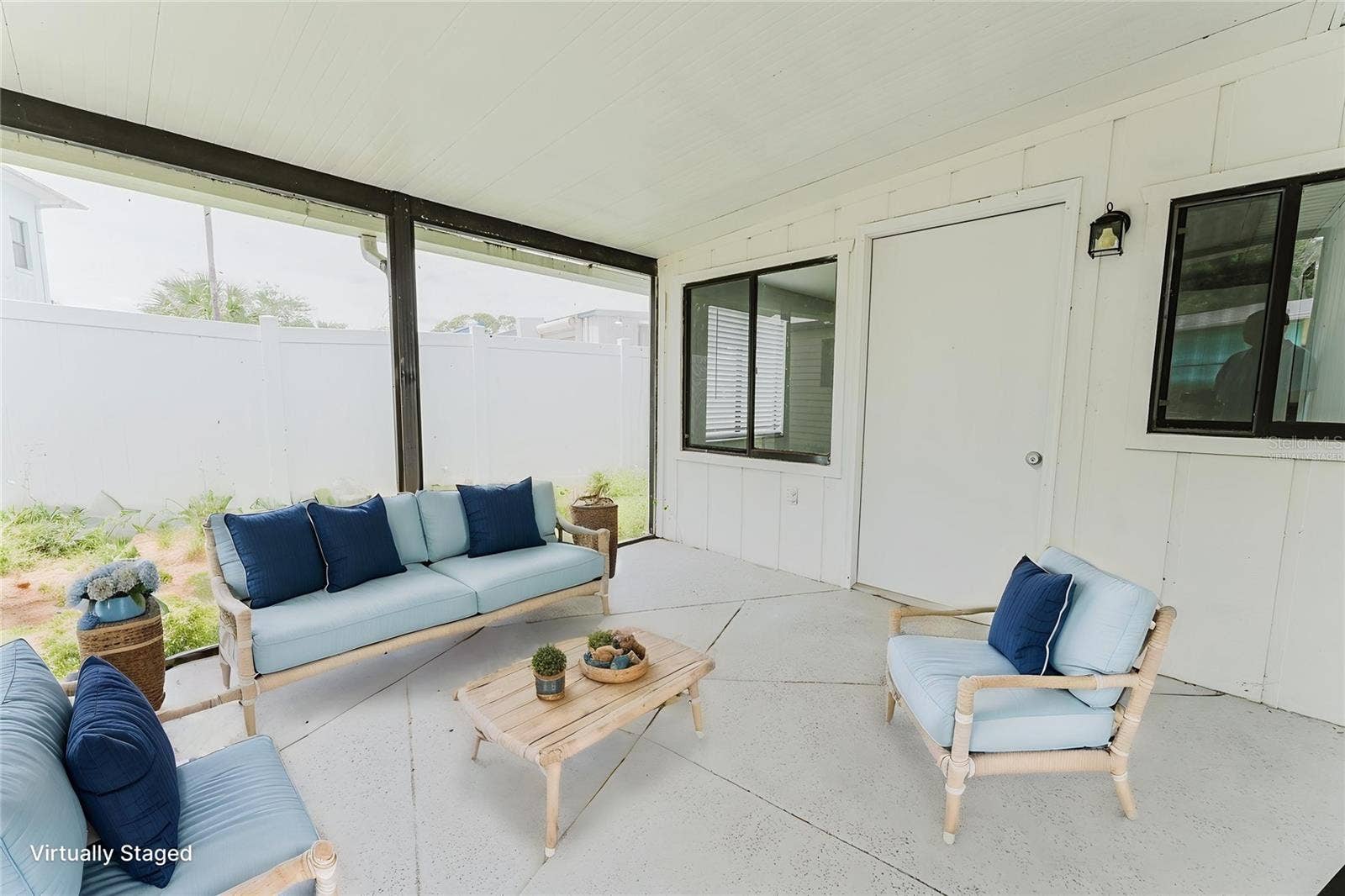 96 E BAYSHORE DRIVE, Port Orange, FL 32127 Virtually StagedScreened porch