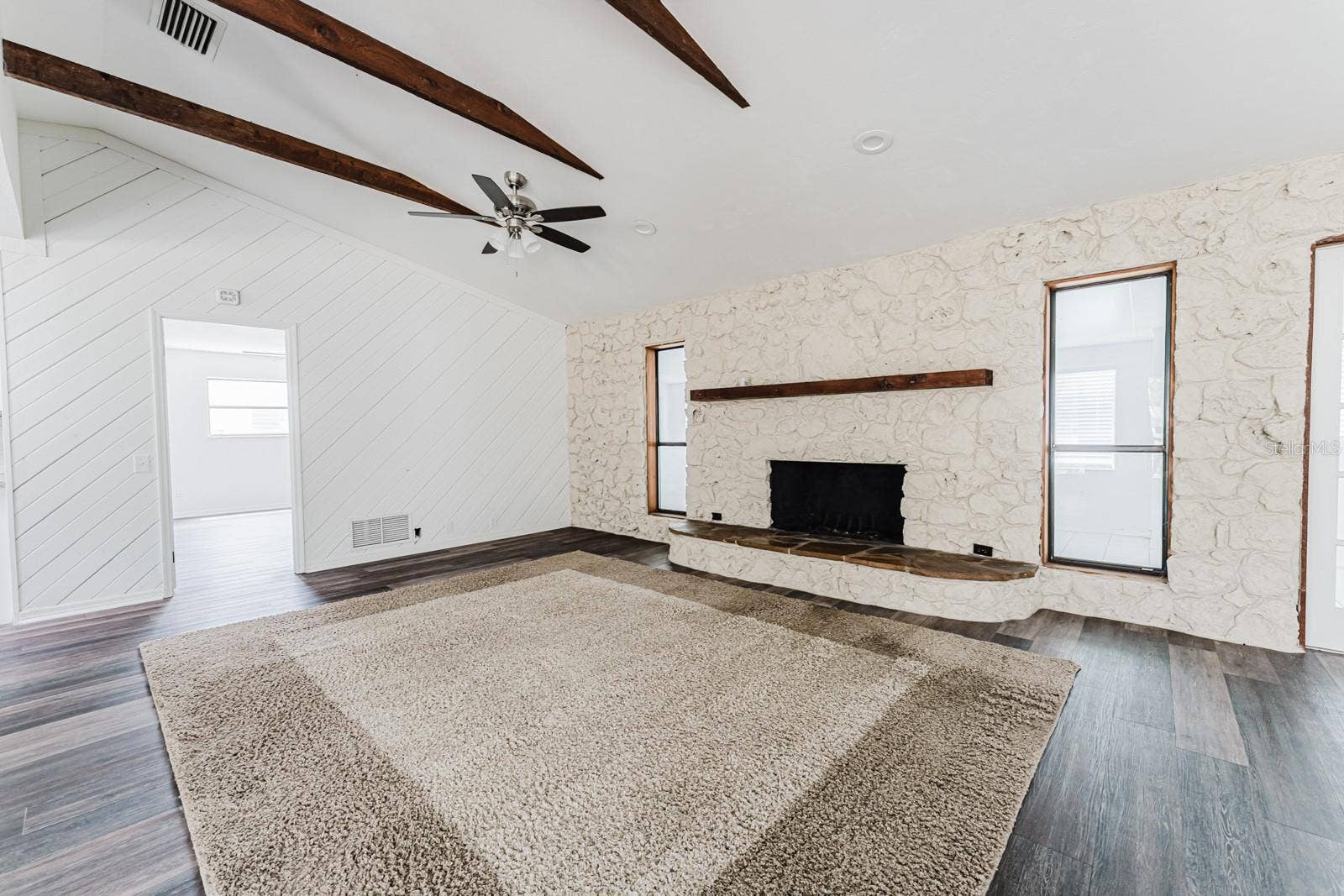 96 E BAYSHORE DRIVE, Port Orange, FL 32127 Living Room