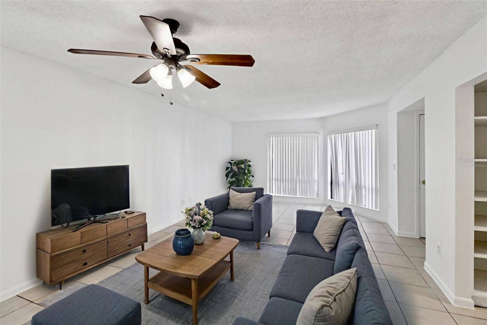 4369 AQUA VISTA DRIVE, #16-C, Orlando, FL 32839 virtually staged