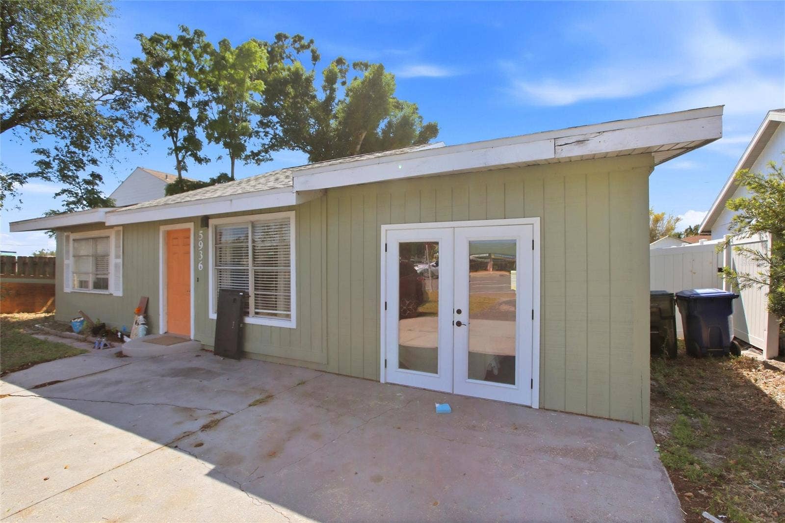 5936 ALBERT PLACE, Sarasota, FL 34231 5936 ALBERT PLACE, Sarasota, FL 34231