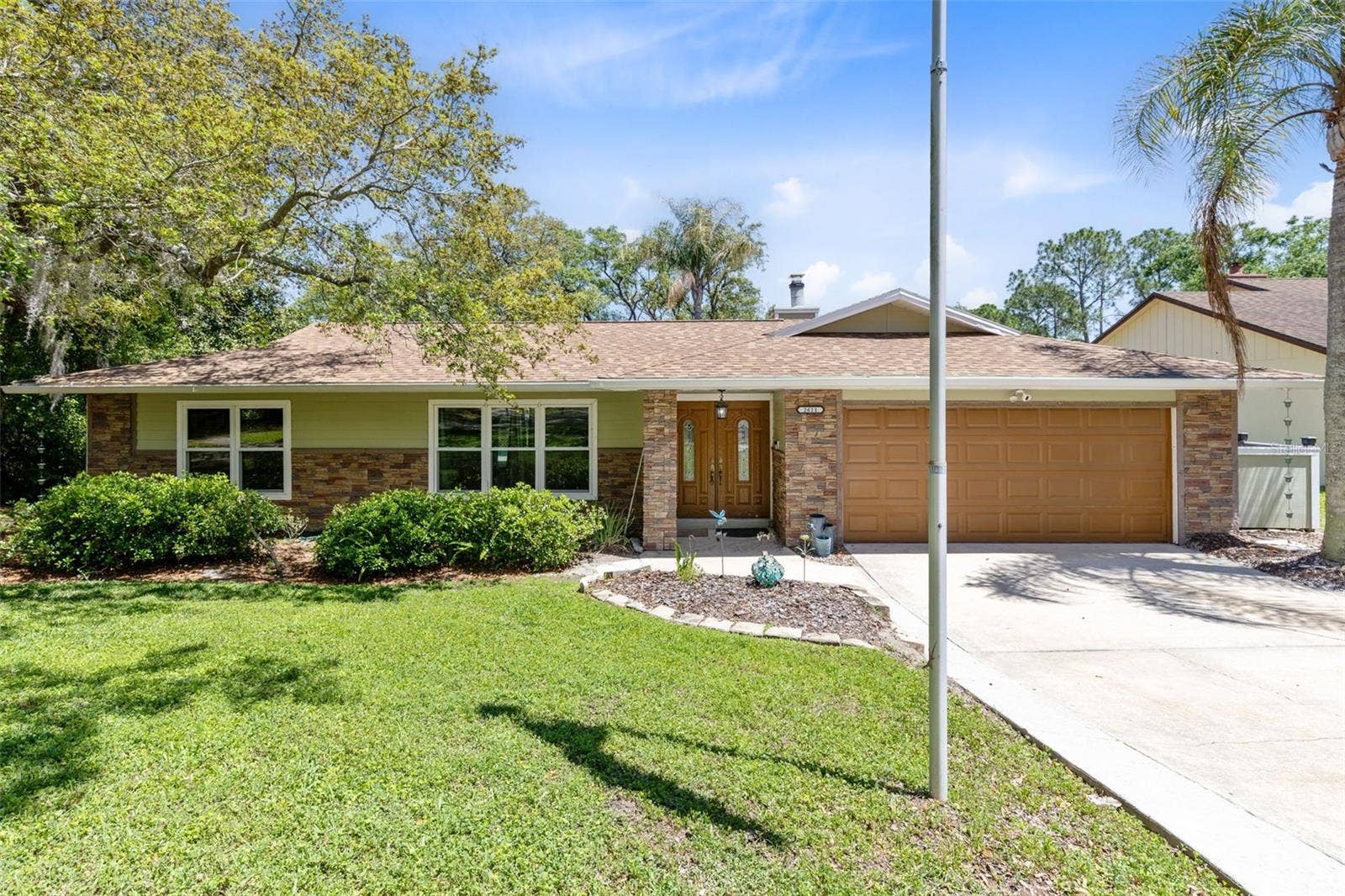 2611 TAMERA COURT, Apopka, FL 32712 Front of home