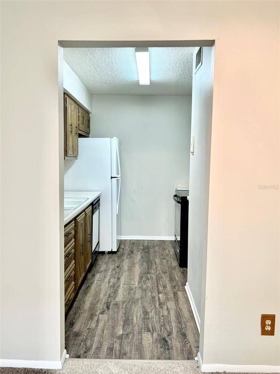 506 ORANGE DRIVE, #15, Altamonte Springs, FL 32701 Kitchen entrance