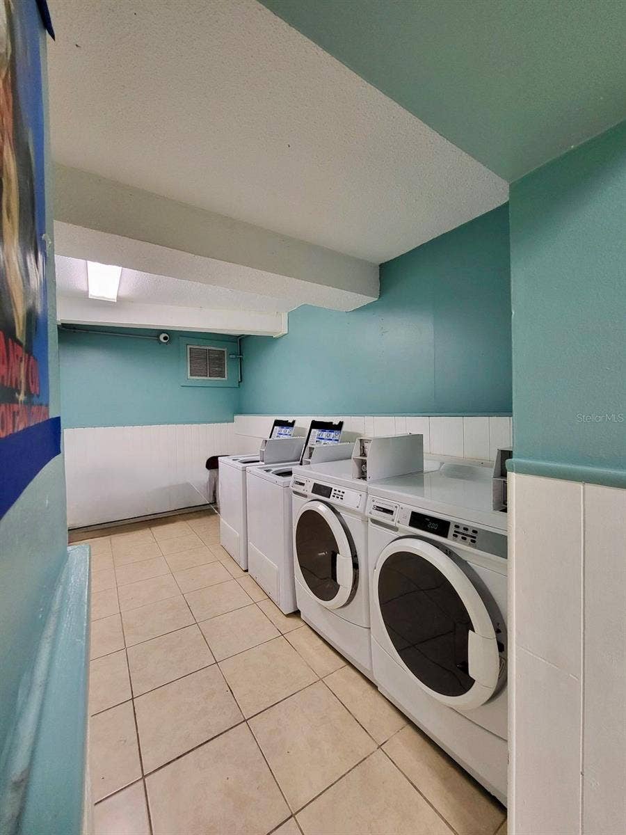 506 ORANGE DRIVE, #15, Altamonte Springs, FL 32701 Laundry facility