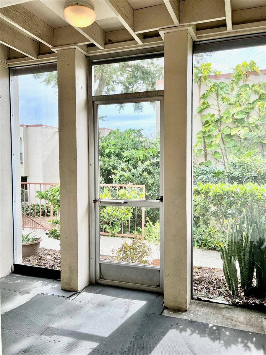 506 ORANGE DRIVE, #15, Altamonte Springs, FL 32701 Porch
