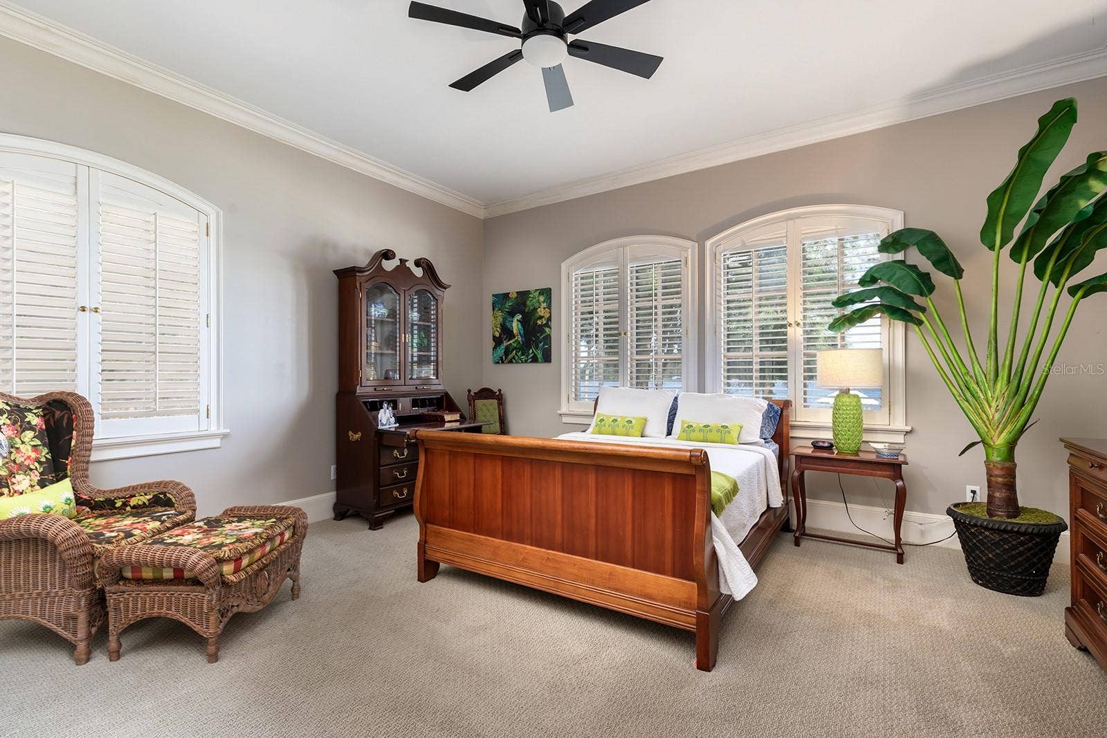 1351 N CLASSIC COURT, Longwood, FL 32779 All bedrooms have quality shutters and spacious closets and plenty of natural light.