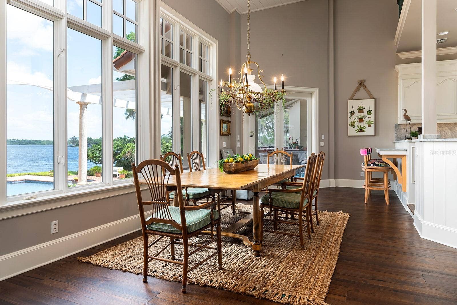 1351 N CLASSIC COURT, Longwood, FL 32779 CUSTOM-BUILT with HIGH-QUALITY finishes and fixtures, molding and windows that enhance the architectural elegance.