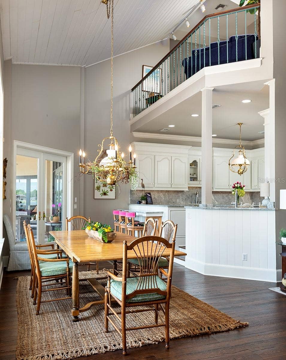 1351 N CLASSIC COURT, Longwood, FL 32779 Casual family dining