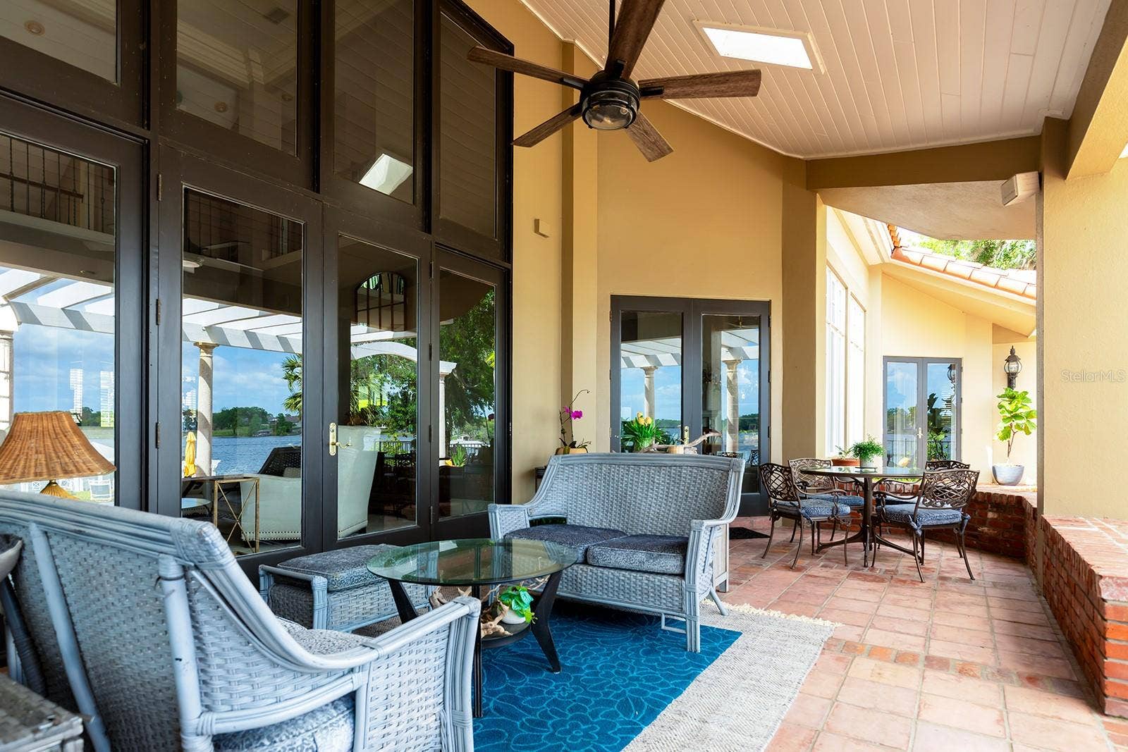 1351 N CLASSIC COURT, Longwood, FL 32779 Plenty of seating and over 400 sq feet of dining space