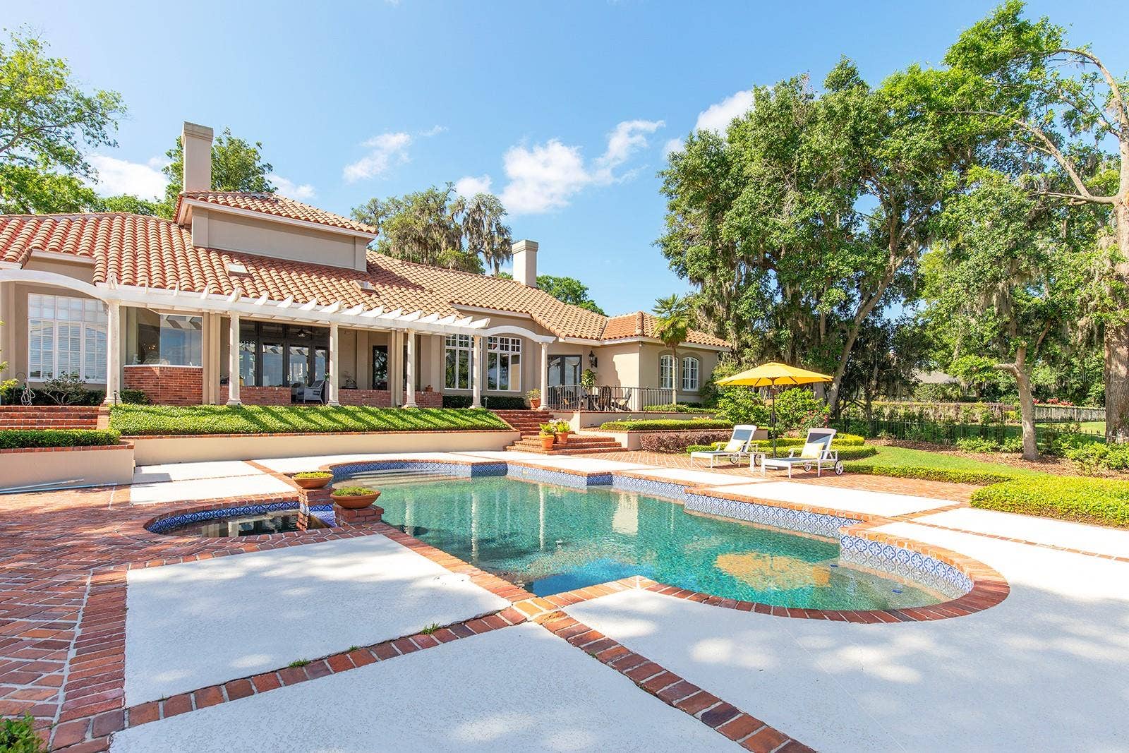 1351 N CLASSIC COURT, Longwood, FL 32779 Your very own retreat centrally located and top schools.