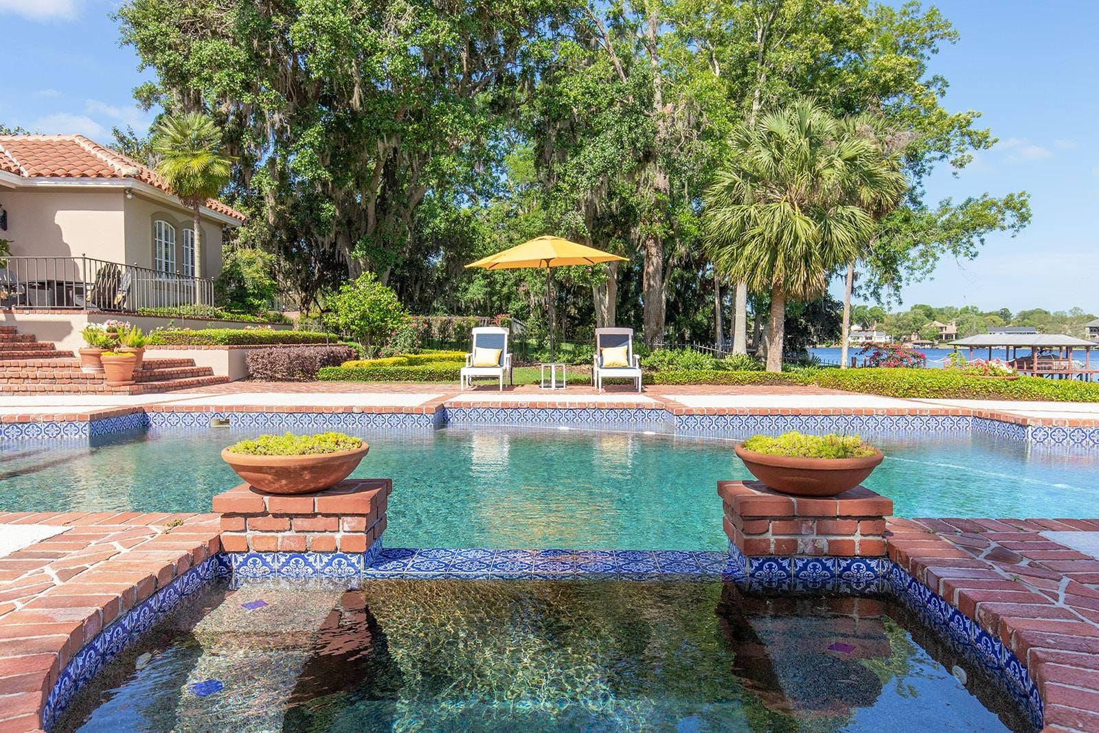 1351 N CLASSIC COURT, Longwood, FL 32779 Relax in your spa and soak in this exquisite property and grounds.