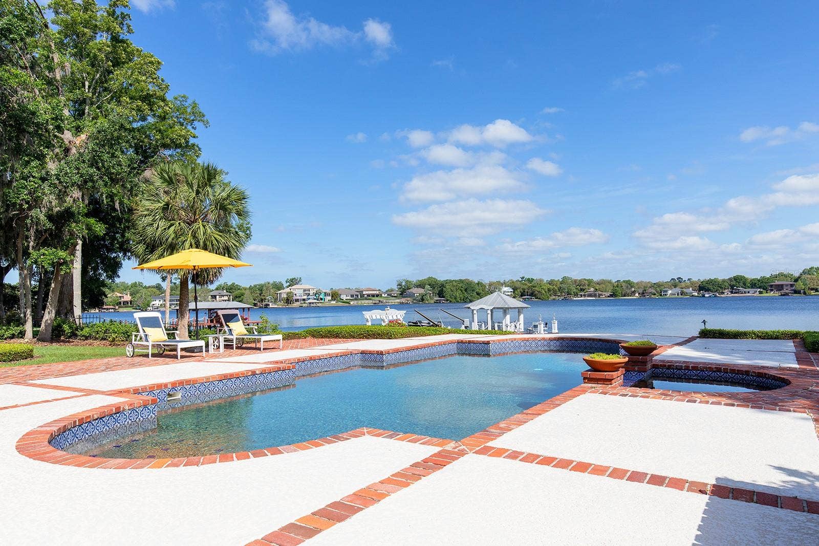1351 N CLASSIC COURT, Longwood, FL 32779 Impressive property and spectacular views from every vantage point.