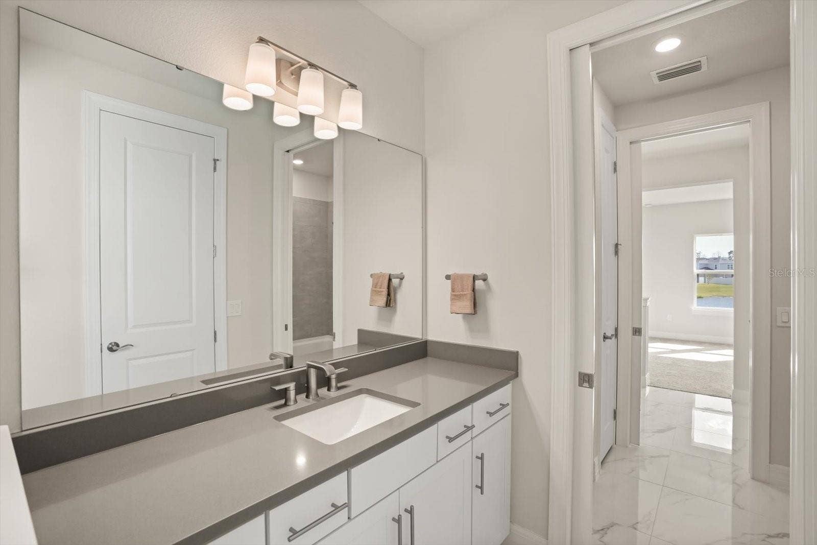 8352 PARK CLIFF WAY, Orlando, FL 32836
