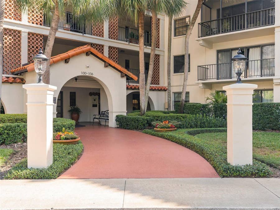 Property photo for 106 S INTERLACHEN AVENUE, #518, Winter Park, FL