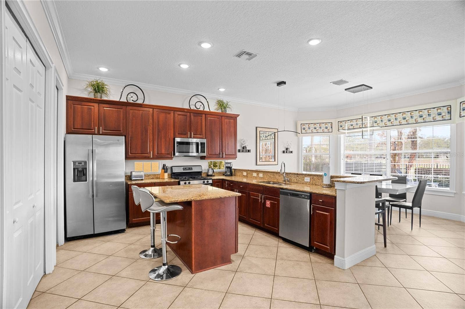 7388 GATHERING COURT, Reunion, FL 34747 7388 GATHERING COURT, Reunion, FL 34747