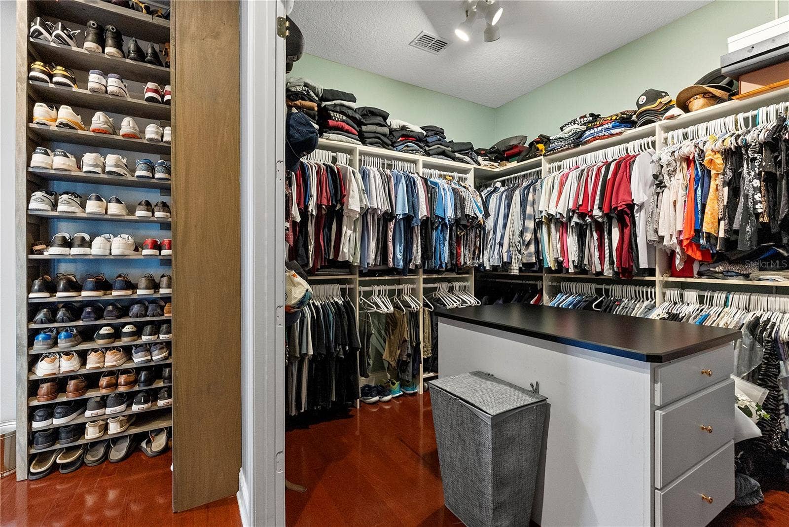 9648 WEATHERSTONE COURT, Windermere, FL 34786 9648 WEATHERSTONE COURT, Windermere, FL 34786