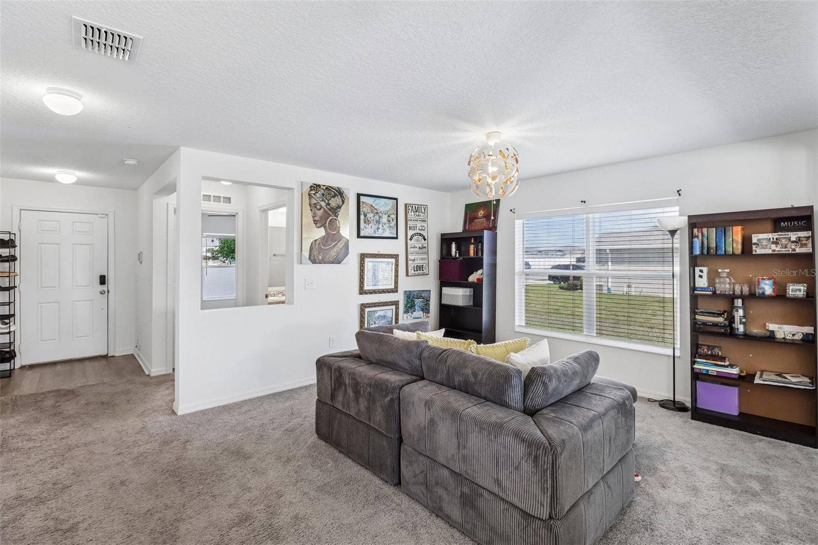 Versatile living/dining area.