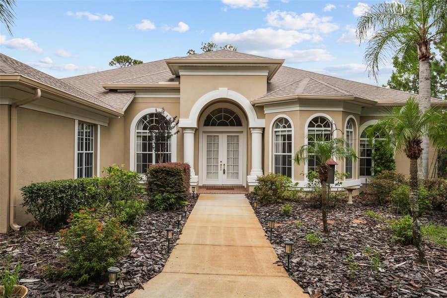 Property photo for 420 VALLEY STREAM DRIVE, Geneva, FL