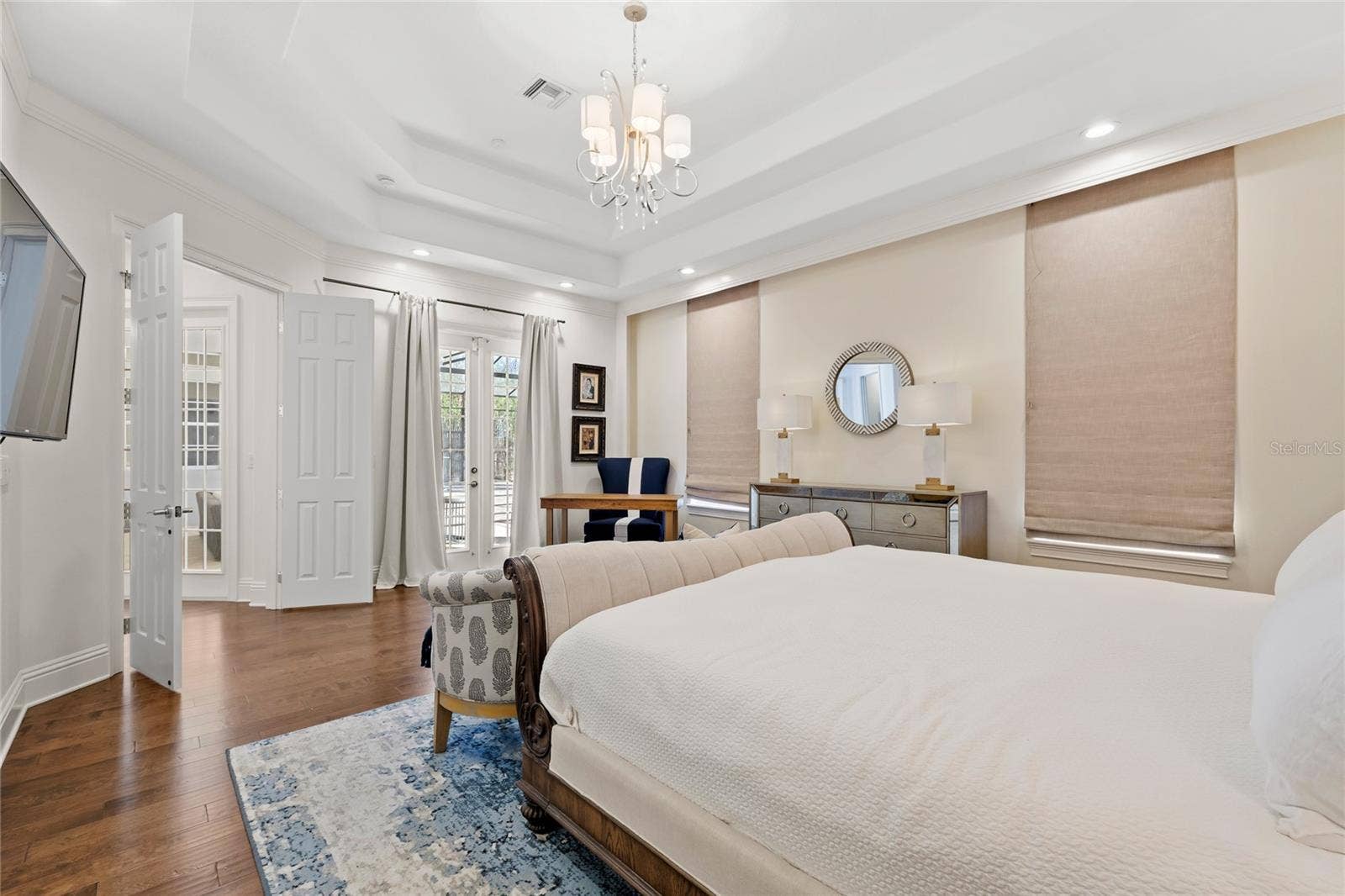 11051 HAWKSHEAD COURT, Windermere, FL 34786 French doors to Pool Area from Primary Suite