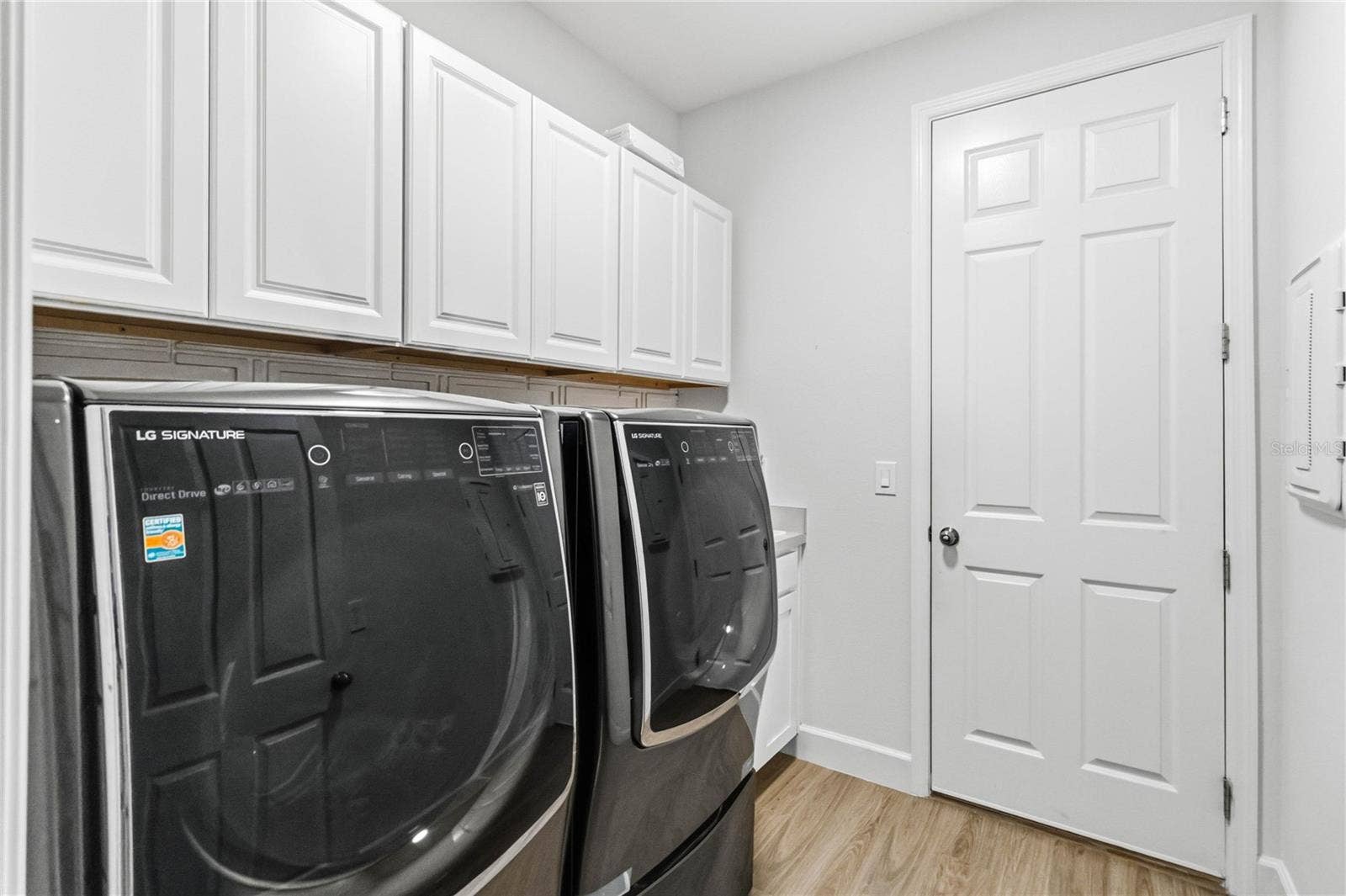 2510 CEDAR SHAKE COURT, Oviedo, FL 32765 2510 CEDAR SHAKE COURT, Oviedo, FL 32765
