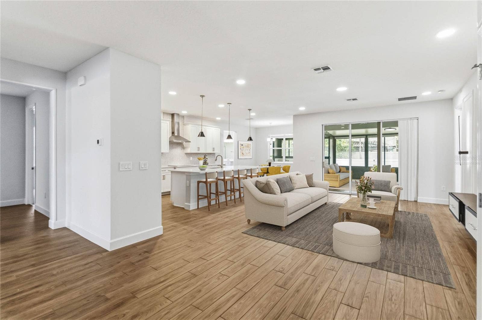 2510 CEDAR SHAKE COURT, Oviedo, FL 32765 Virtually Staged