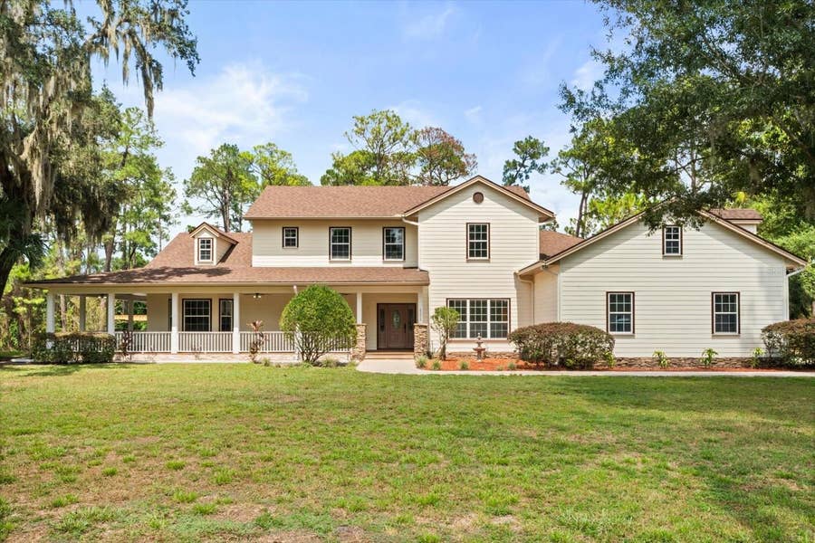 Property photo for 27012 GRAND OAK LANE, Tavares, FL
