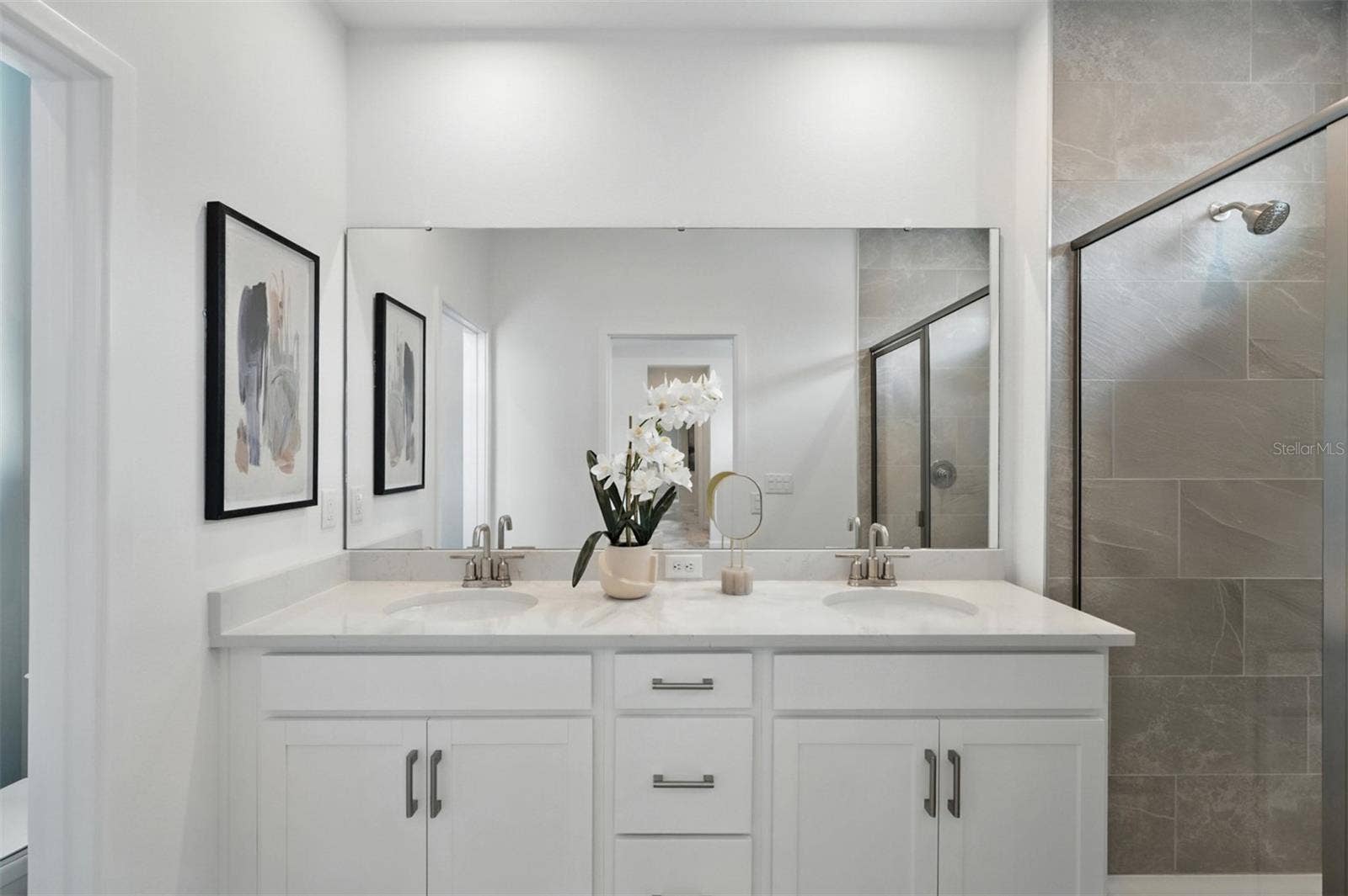 1792 HEADLAND LOOP, Celebration, FL 34747 Island Village Amelia Model Primary Bathroom