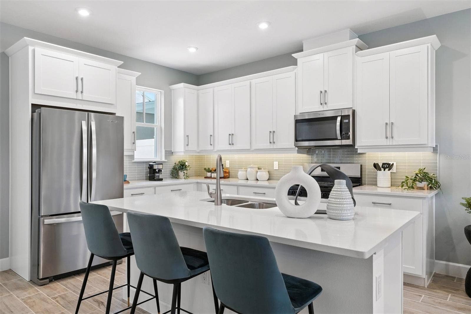 1792 HEADLAND LOOP, Celebration, FL 34747 Island Village Amelia Model Kitchen