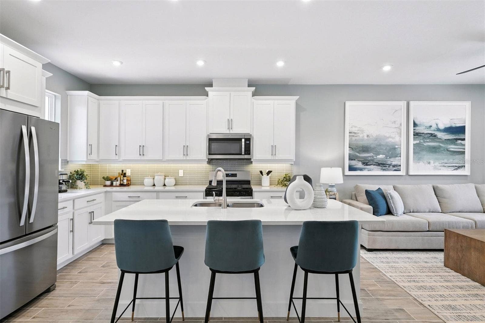 1792 HEADLAND LOOP, Celebration, FL 34747 Island Village Amelia Model Kitchen
