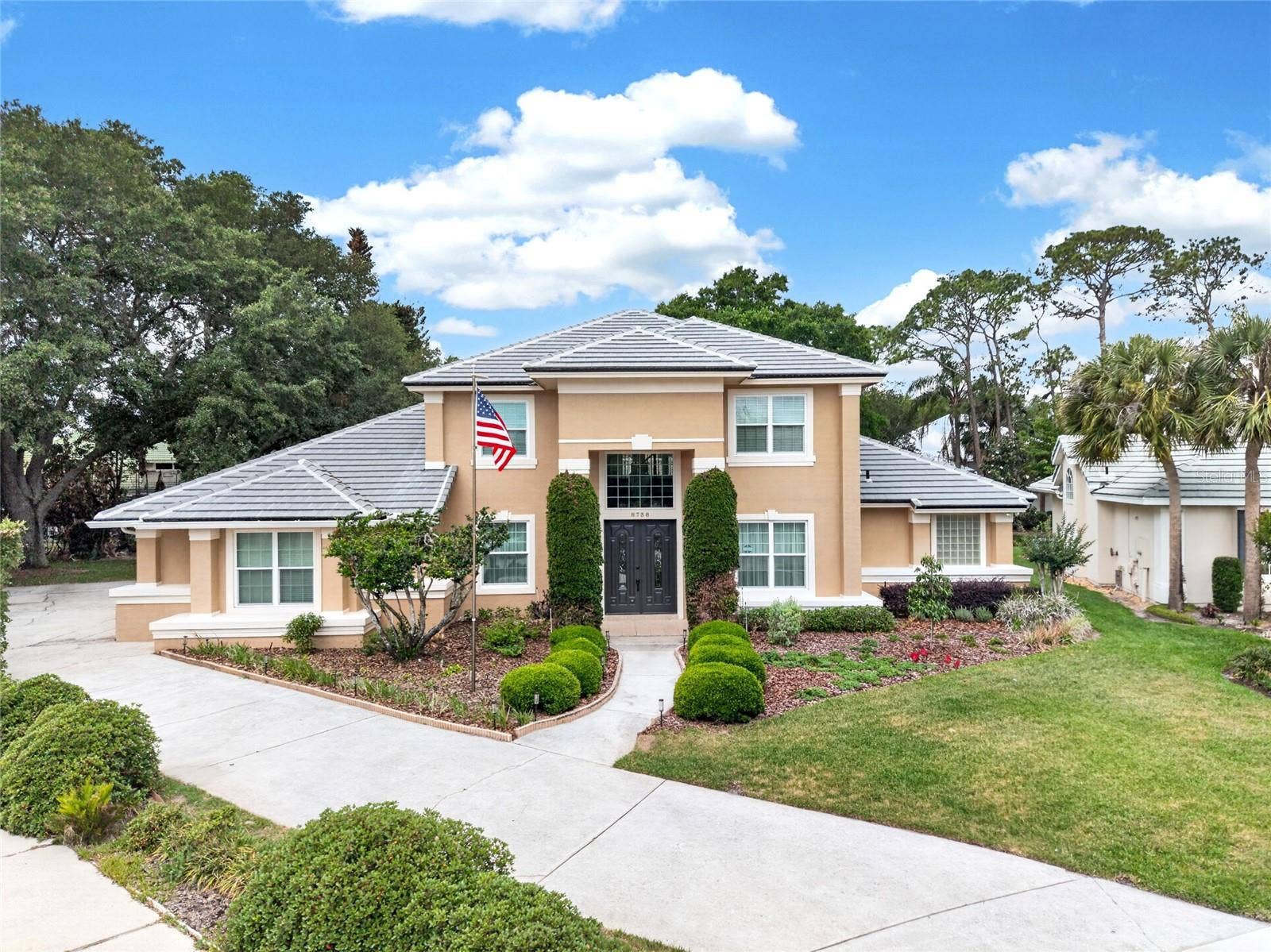 8738 BECKINGHAM PLACE, Orlando, FL 32836 8738 BECKINGHAM PLACE, Orlando, FL 32836
