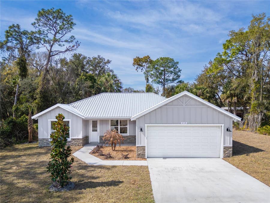 Property photo for 210 PARADISE DRIVE, DeLand, FL