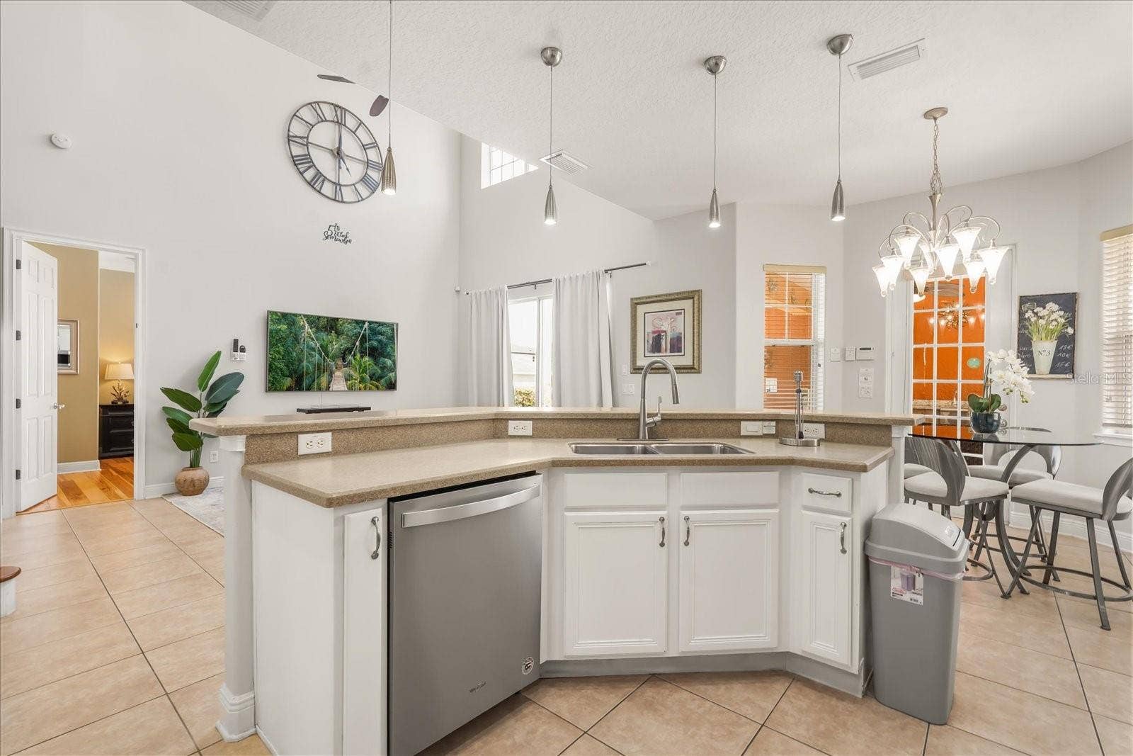 7708 EXCITEMENT DRIVE, Reunion, FL 34747 7708 EXCITEMENT DRIVE, Reunion, FL 34747