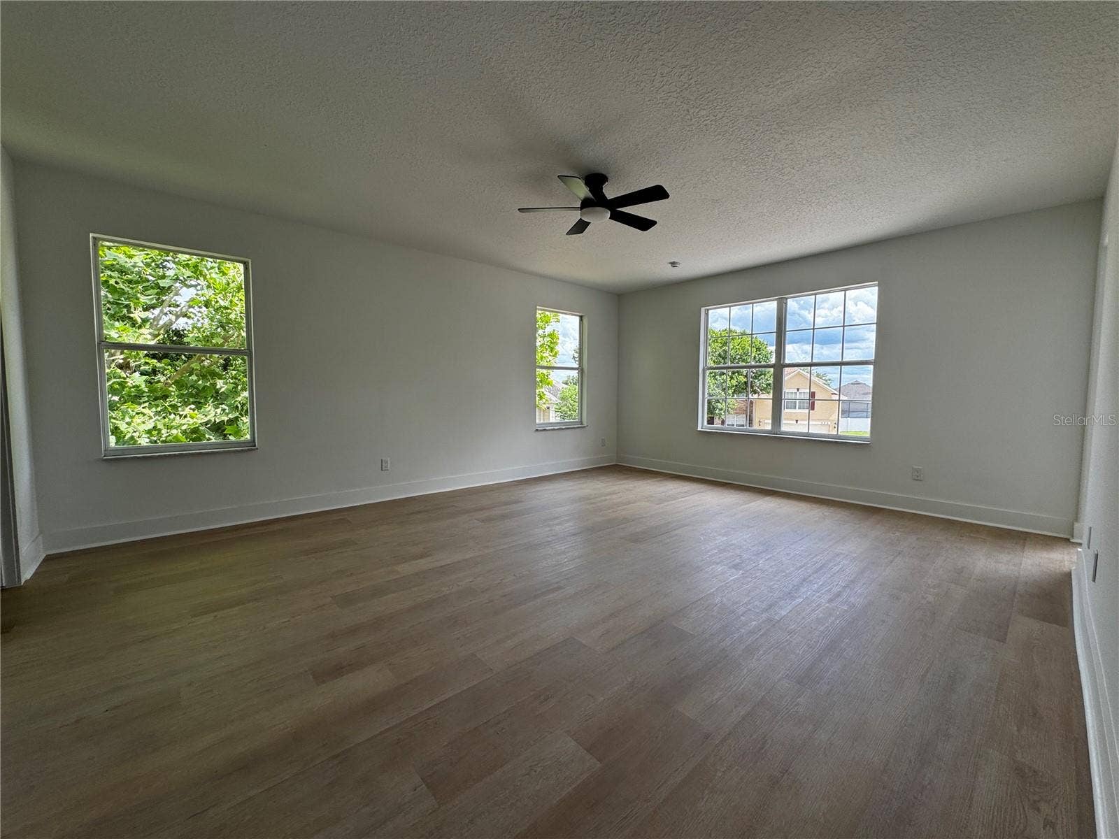 219 LARGOVISTA DRIVE, Oakland, FL 34787 219 LARGOVISTA DRIVE, Oakland, FL 34787