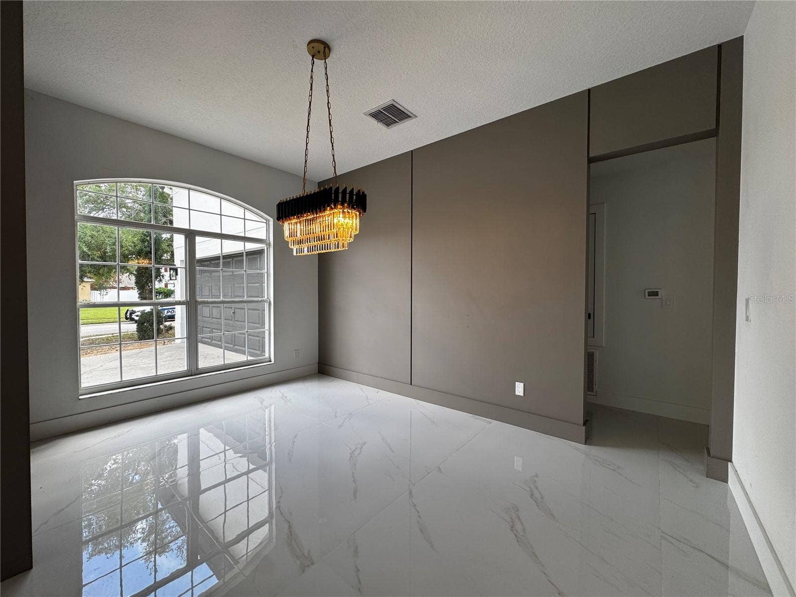 219 LARGOVISTA DRIVE, Oakland, FL 34787 219 LARGOVISTA DRIVE, Oakland, FL 34787