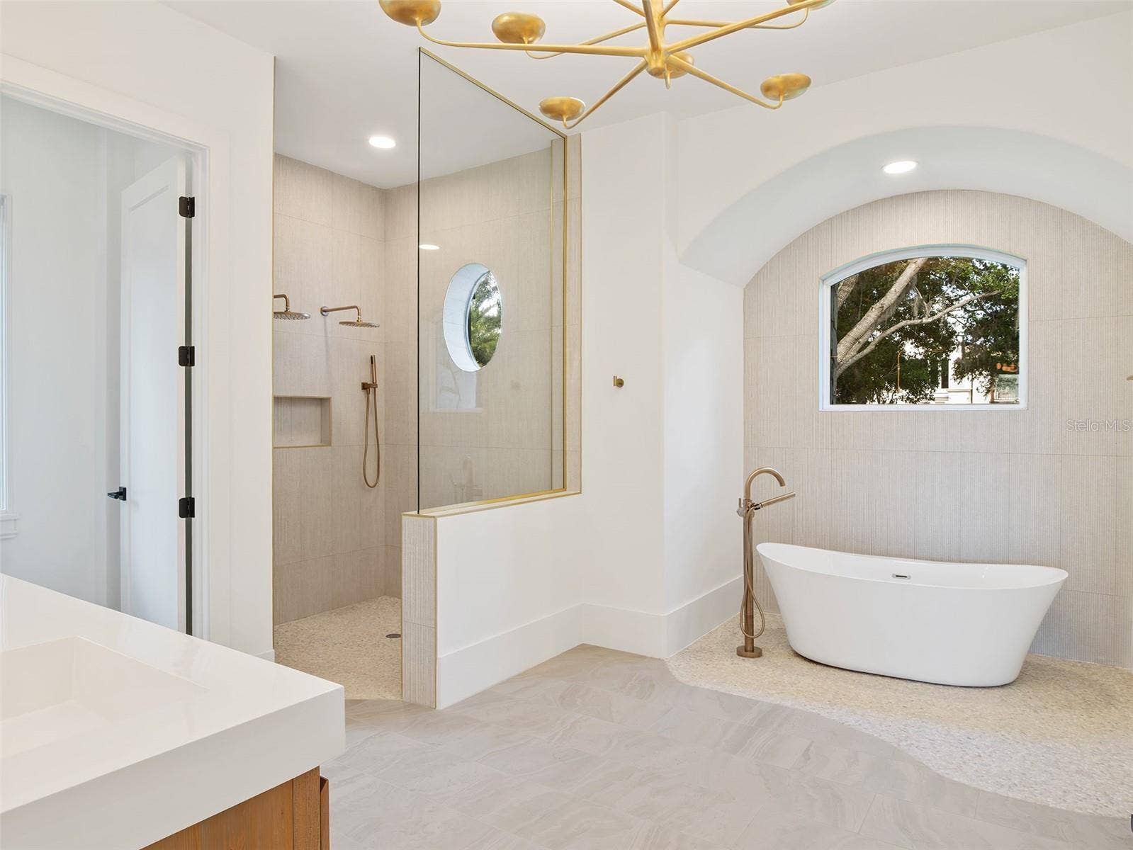5138 FAIRWAY OAKS DR, Windermere, FL 34786 5138 FAIRWAY OAKS DR, Windermere, FL 34786