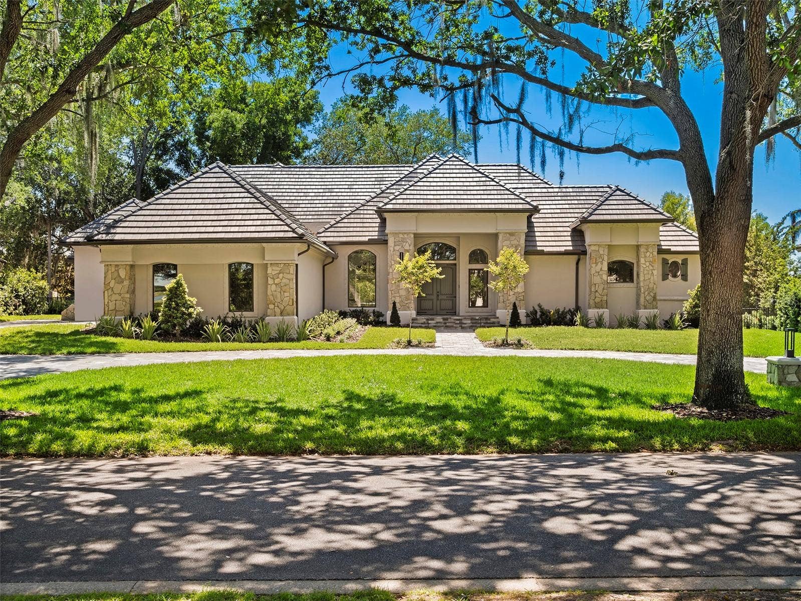 5138 FAIRWAY OAKS DR, Windermere, FL 34786 5138 FAIRWAY OAKS DR, Windermere, FL 34786