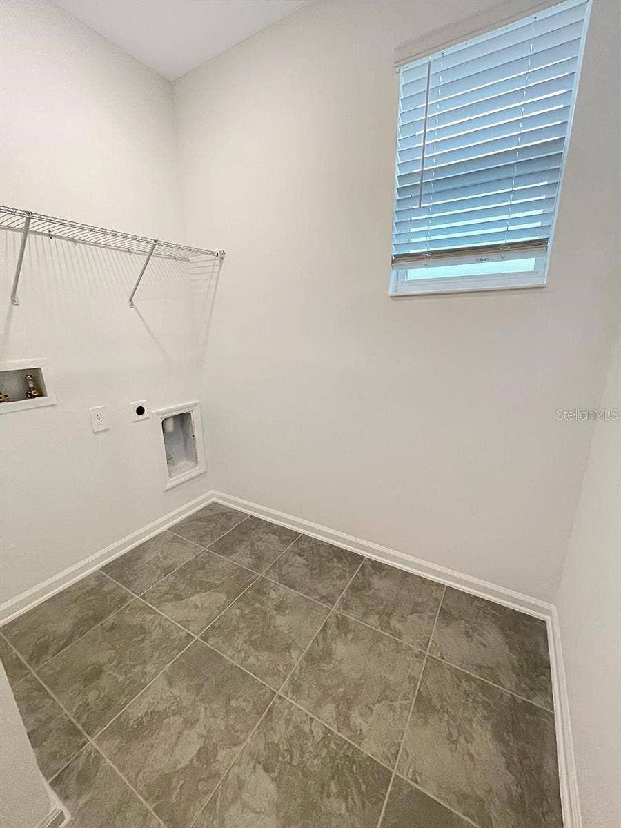 218 NINE IRON DRIVE, Davenport, FL 33896 218 NINE IRON DRIVE, Davenport, FL 33896