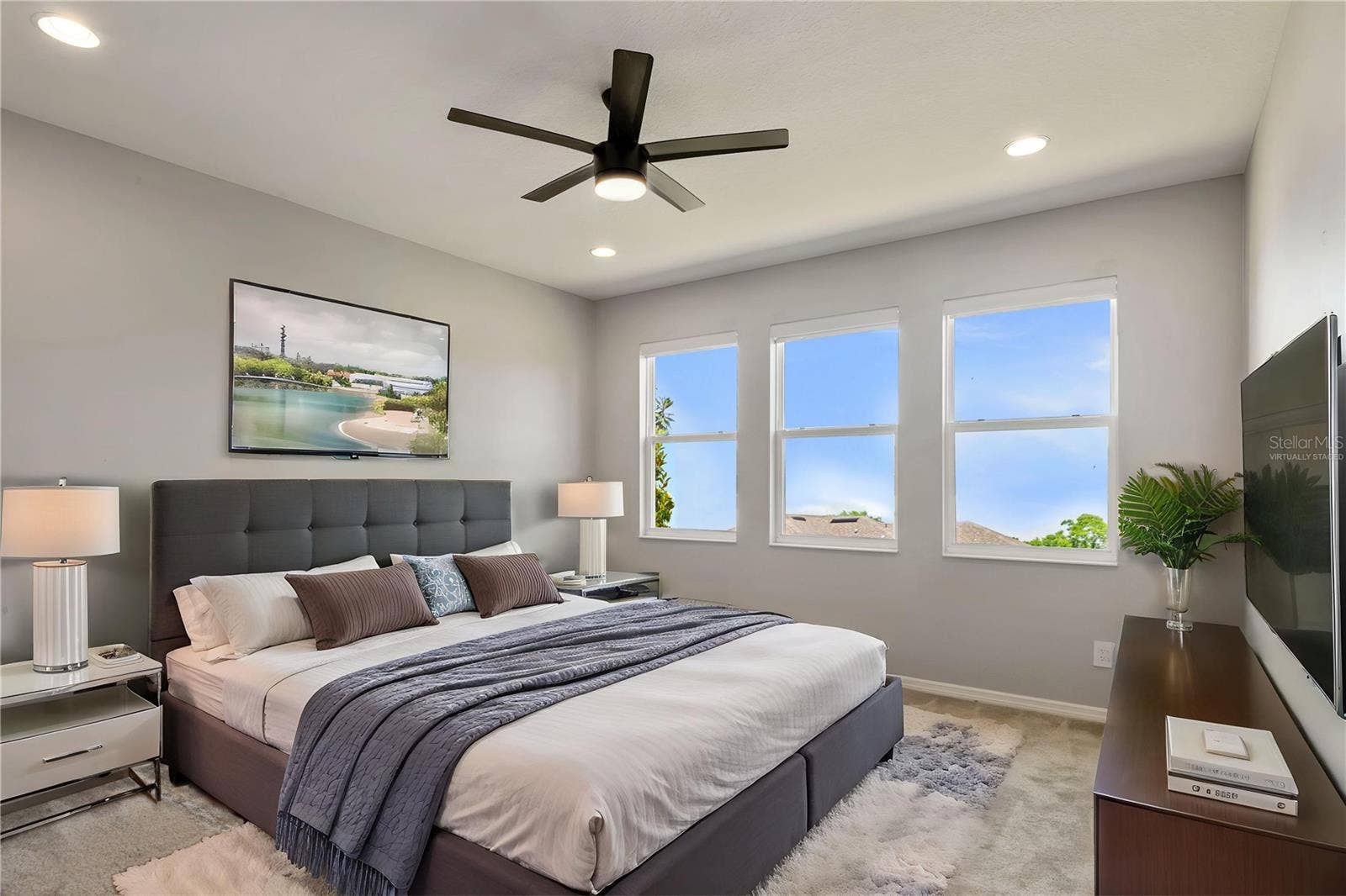 2017 BOSS HEWETT STREET, Oakland, FL 34787 Virtually staged
