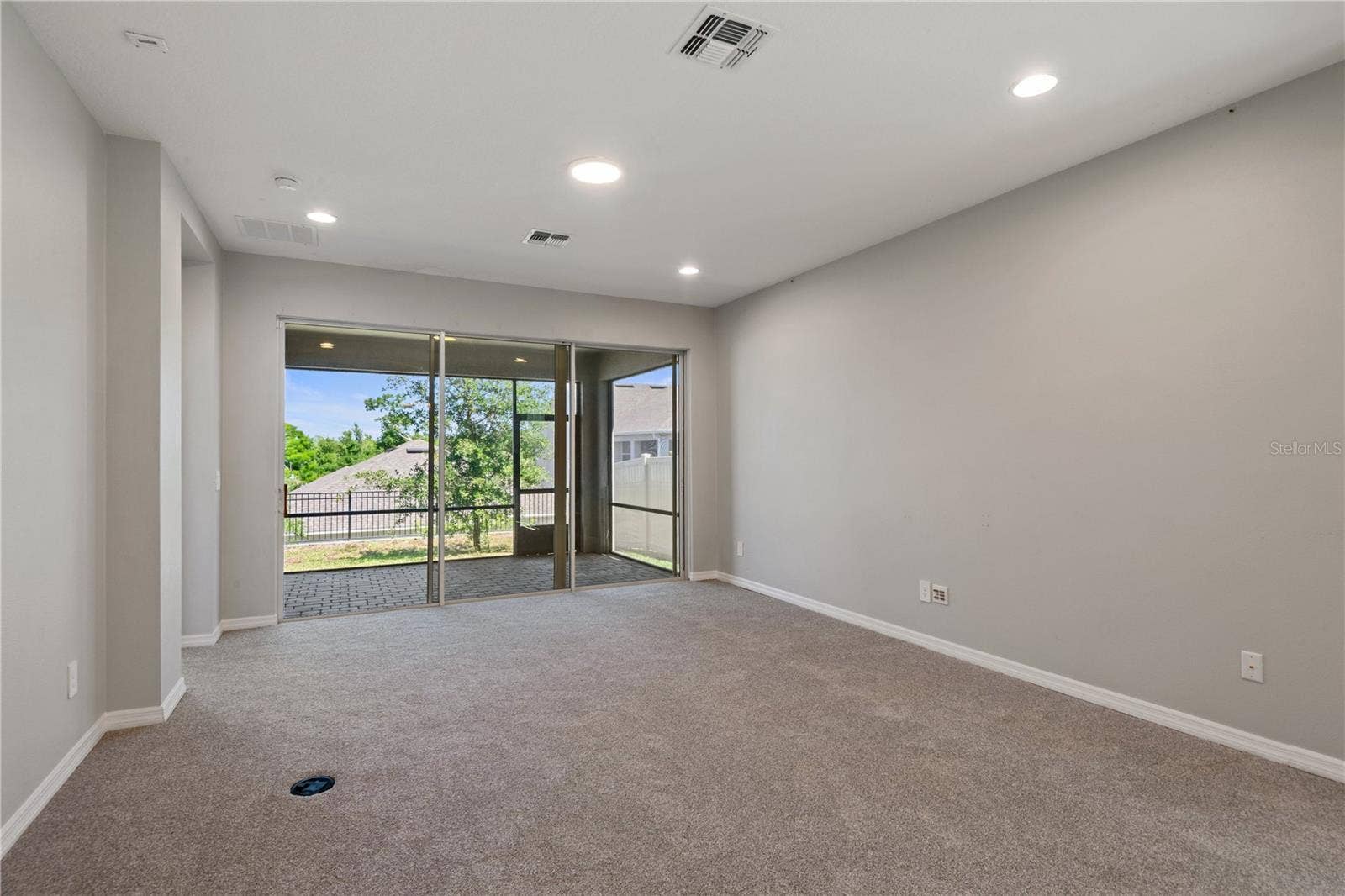 2017 BOSS HEWETT STREET, Oakland, FL 34787 2017 BOSS HEWETT STREET, Oakland, FL 34787