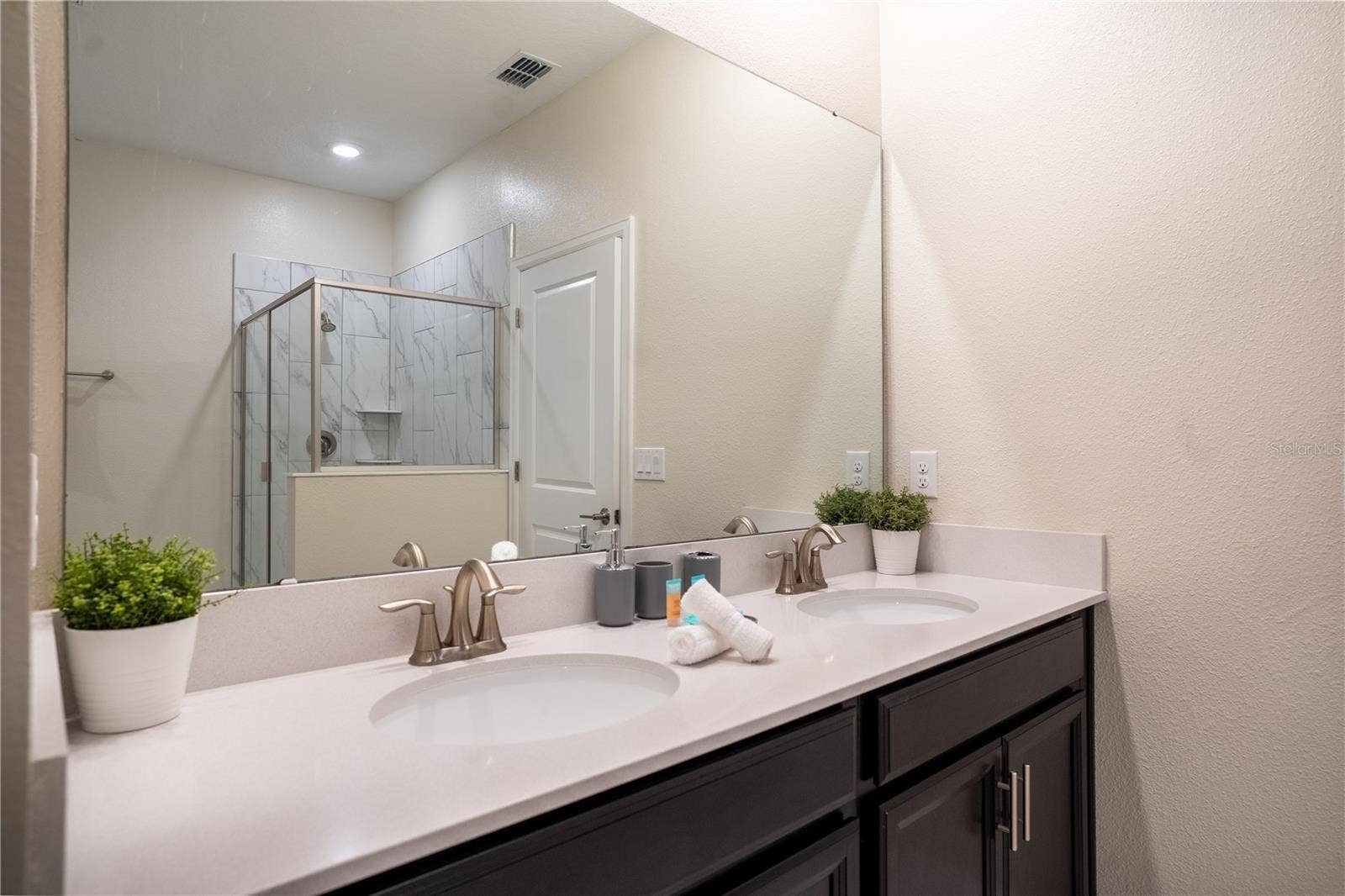 760 DROP SHOT DRIVE, Davenport, FL 33896 760 DROP SHOT DRIVE, Davenport, FL 33896