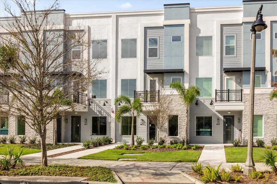 Property photo for 415 MIKE ROBERTO WAY, Oviedo, FL