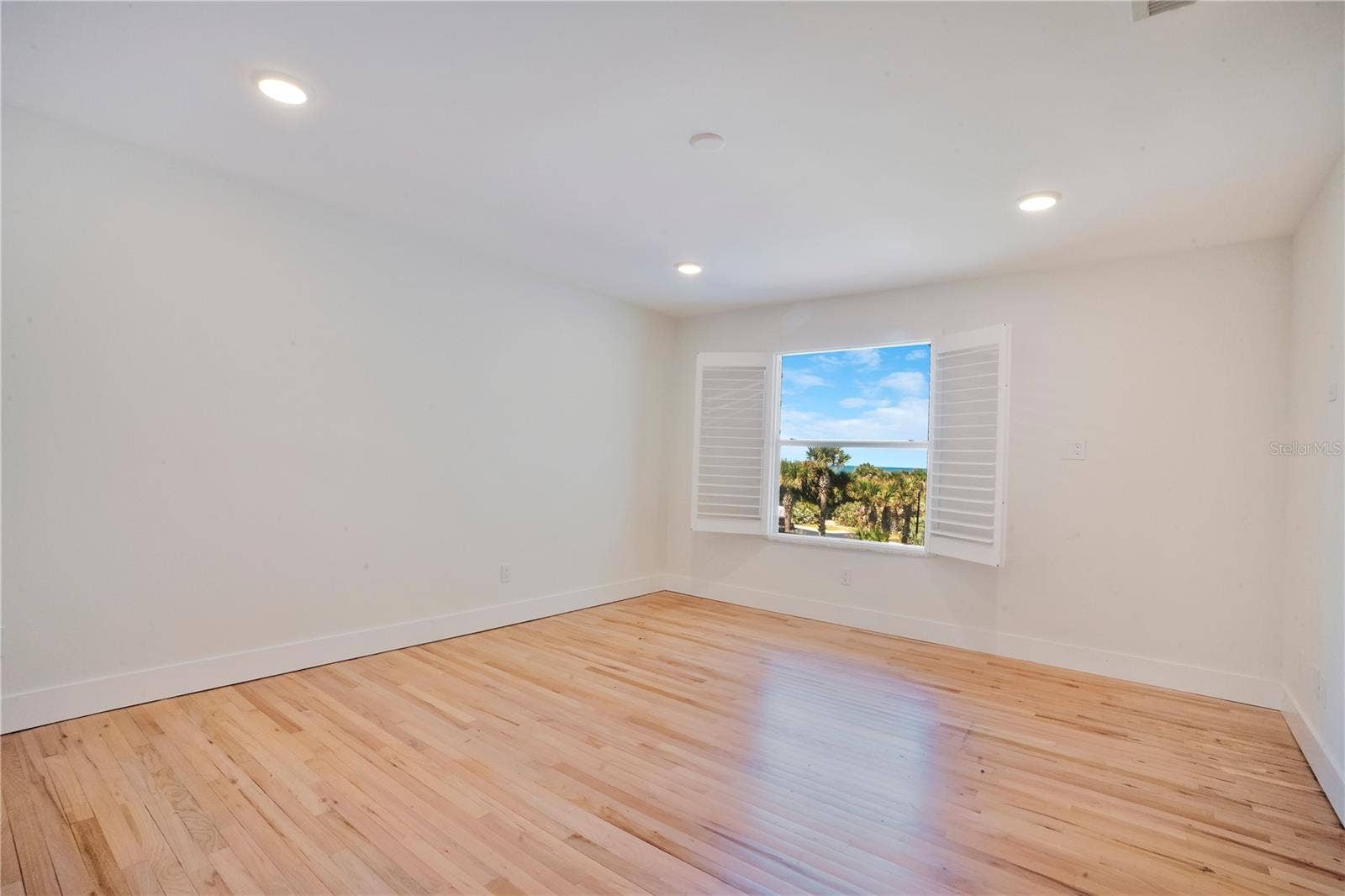 2117 OCEAN DRIVE, New Smyrna Beach, FL 32169 Bedroom 2
