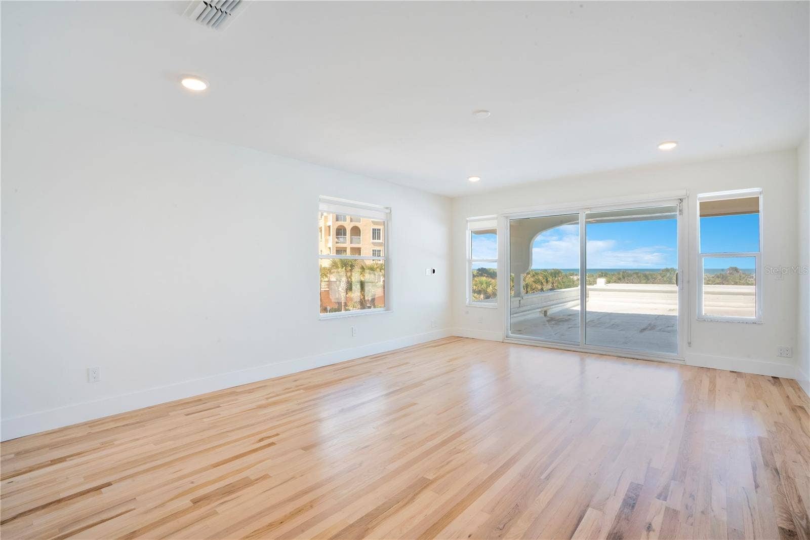 2117 OCEAN DRIVE, New Smyrna Beach, FL 32169 Primary Bedroom 2
