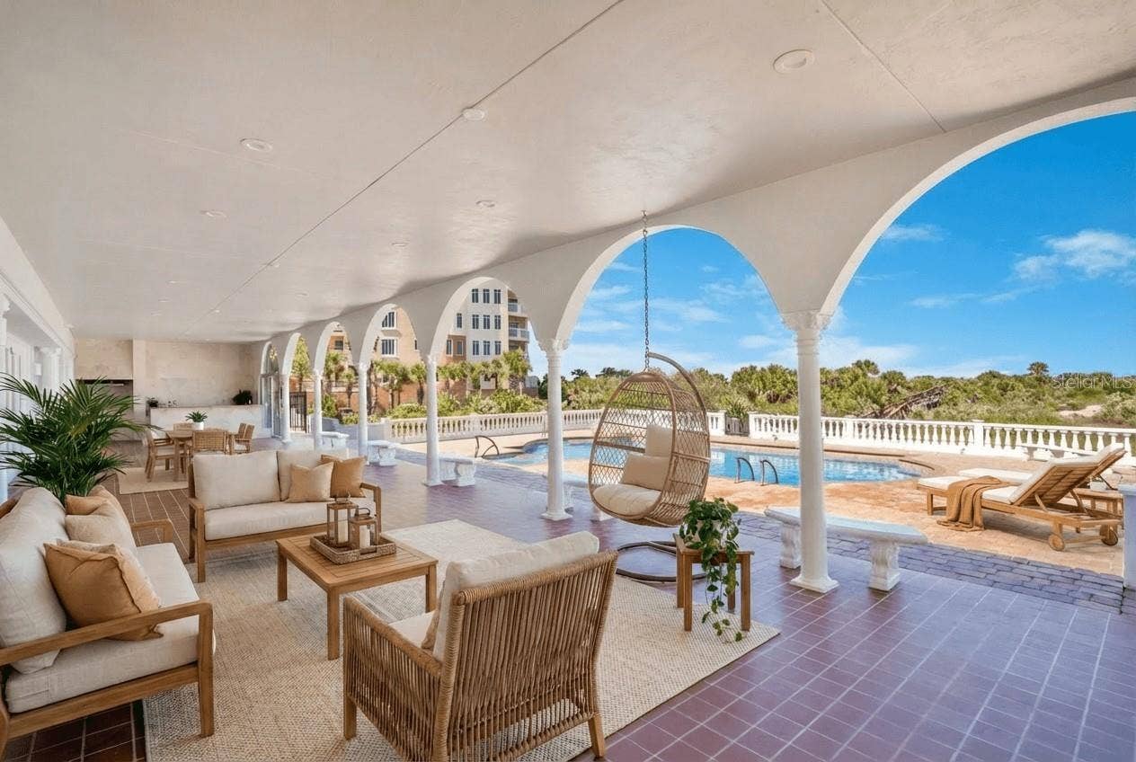 2117 OCEAN DRIVE, New Smyrna Beach, FL 32169 Veranda
