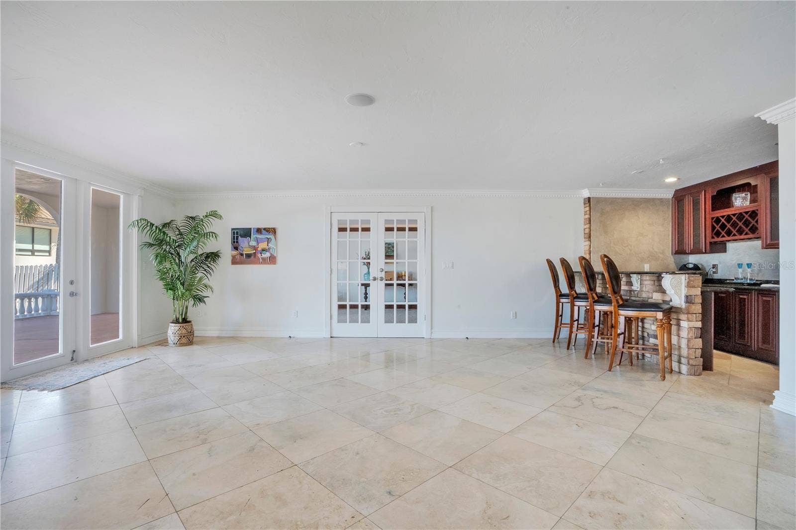 2117 OCEAN DRIVE, New Smyrna Beach, FL 32169 Family Rooon 4