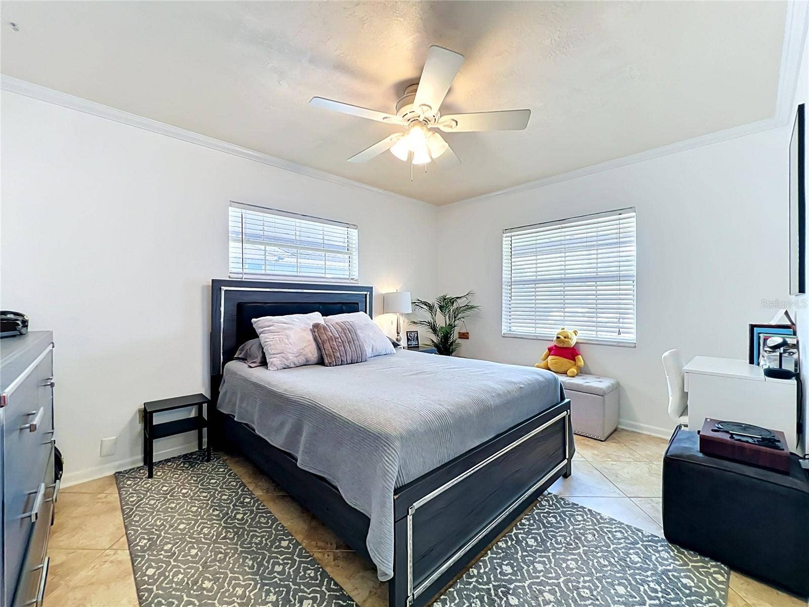2404 LAUDERDALE COURT, Orlando, FL 32805 2404 LAUDERDALE COURT, Orlando, FL 32805