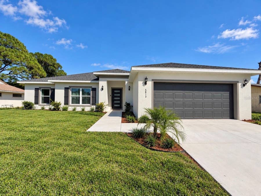 Property photo for 5813 REGENT ROAD, Venice, FL