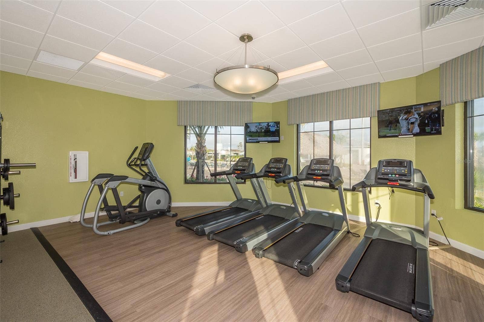 4982 WINDERMERE AVENUE, Kissimmee, FL 34746 4982 WINDERMERE AVENUE, Kissimmee, FL 34746