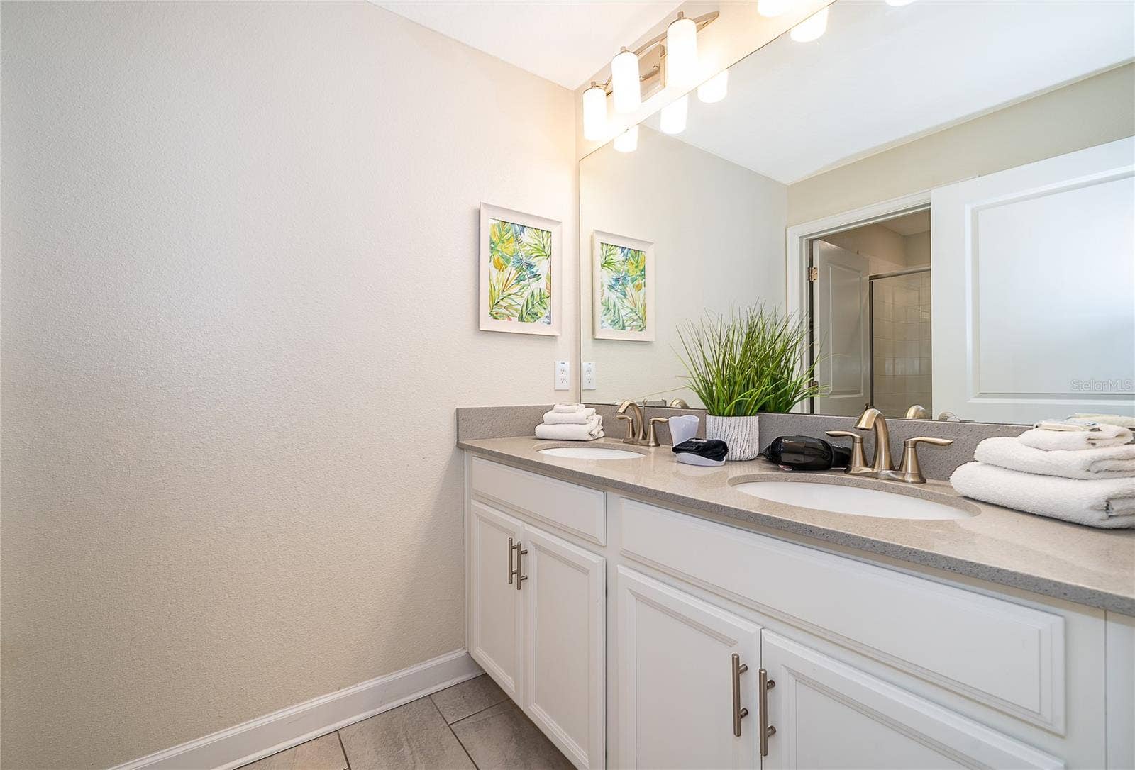 4982 WINDERMERE AVENUE, Kissimmee, FL 34746 4982 WINDERMERE AVENUE, Kissimmee, FL 34746