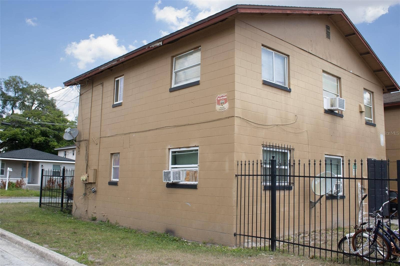 621 W SOUTH STREET, Orlando, FL 32805 621 W SOUTH STREET, Orlando, FL 32805